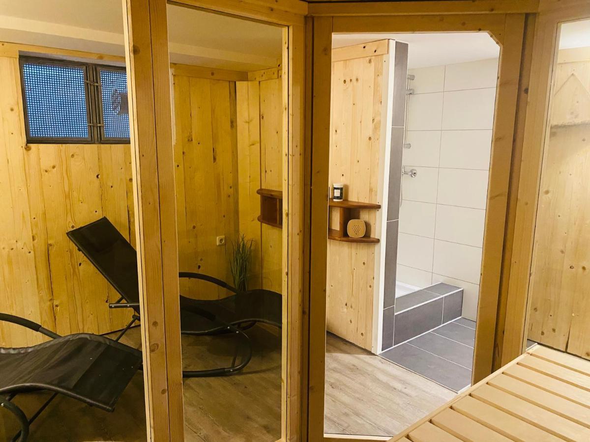 Kapitaenshaus An Der Warnow Mit Sauna Росток Екстер'єр фото