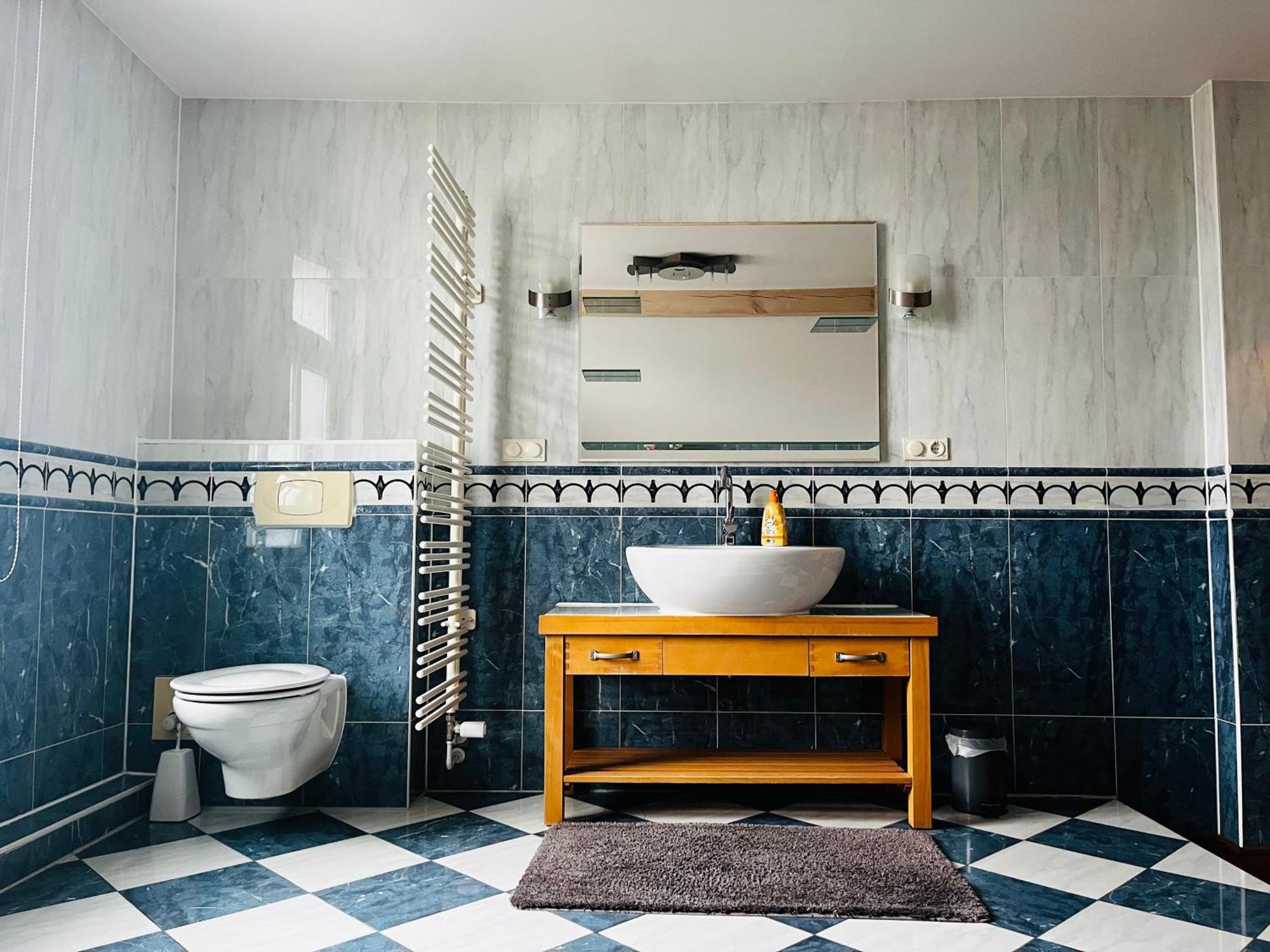Kapitaenshaus An Der Warnow Mit Sauna Росток Екстер'єр фото